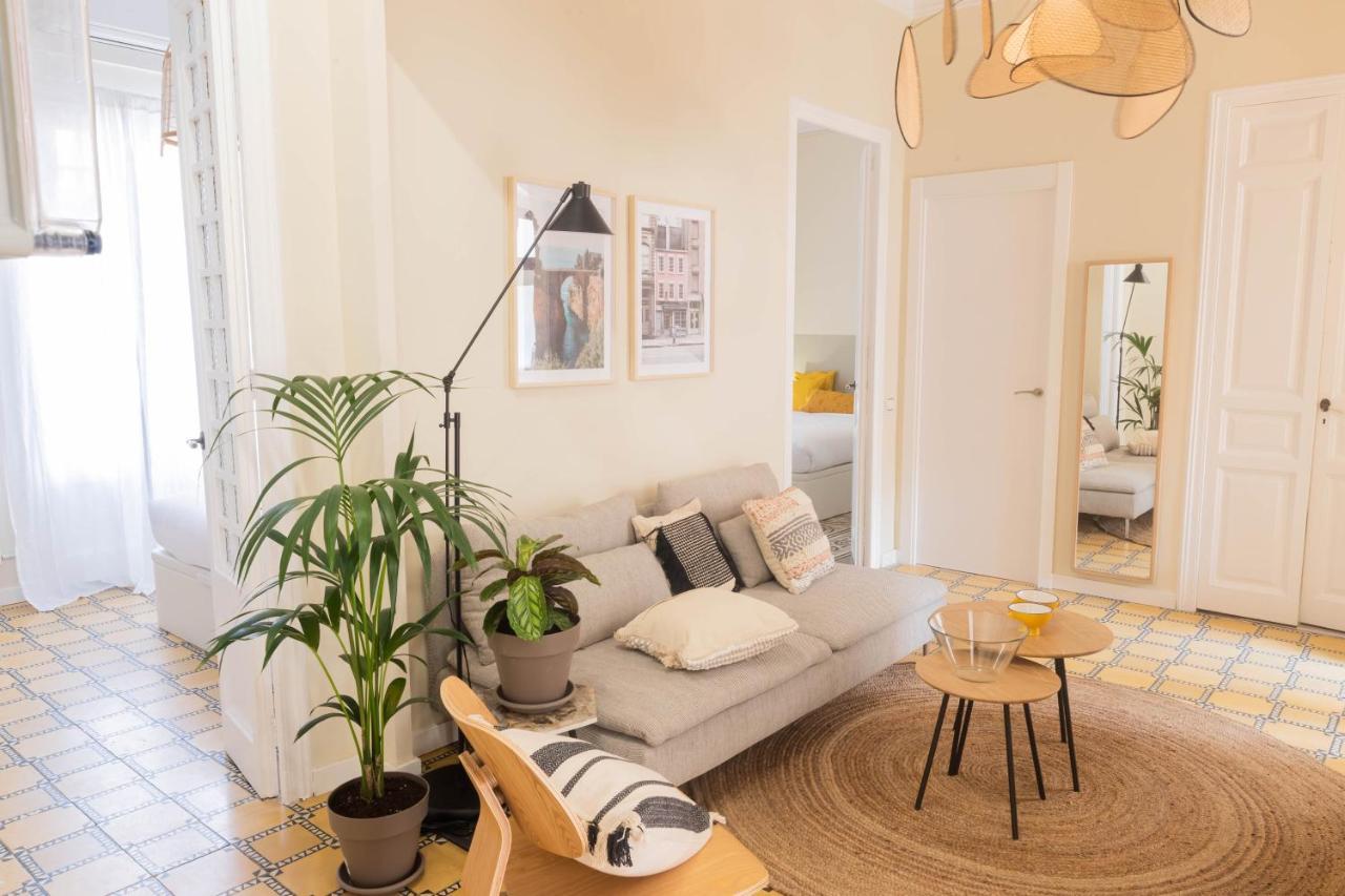 Aticco Living Gracia - Apartments Rooftop Barcelona Exteriör bild